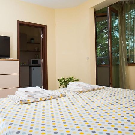 Riverside Apartments Plovdiv With Free Parking ภายนอก รูปภาพ