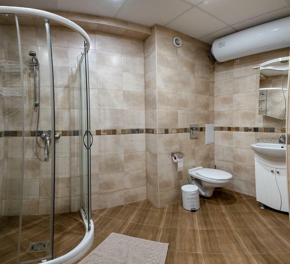 Riverside Apartments Plovdiv With Free Parking ภายนอก รูปภาพ