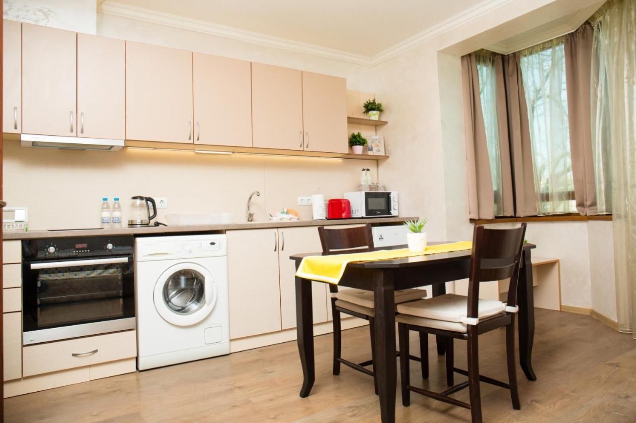Riverside Apartments Plovdiv With Free Parking ภายนอก รูปภาพ