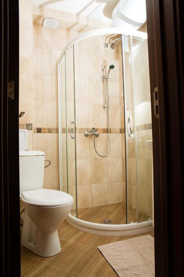 Riverside Apartments Plovdiv With Free Parking ภายนอก รูปภาพ